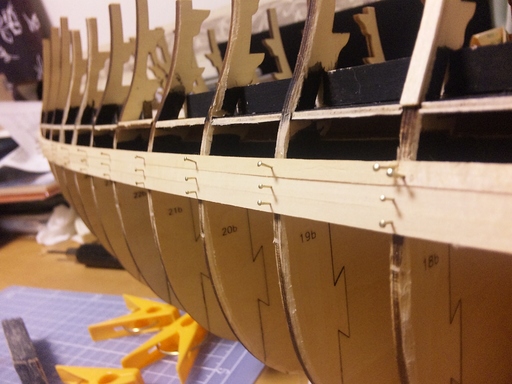 帆船模型　ビクトリー号　外板張りアップ.jpg